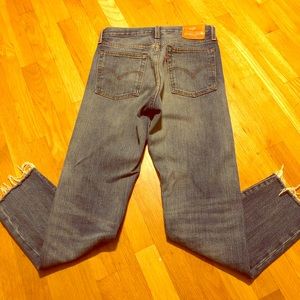 Women’s Lehvi’s “Wedgy” jeans. High waisted